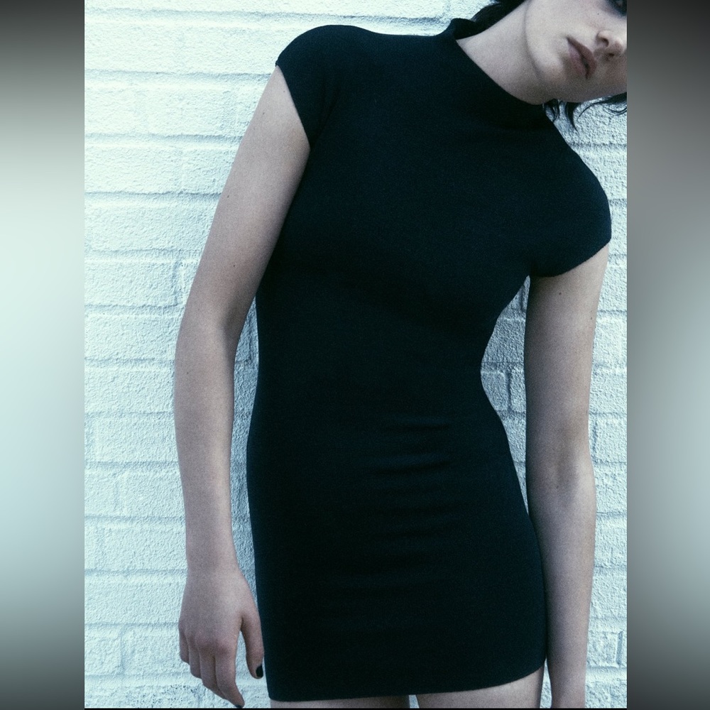 Short Stretch Knit Dress